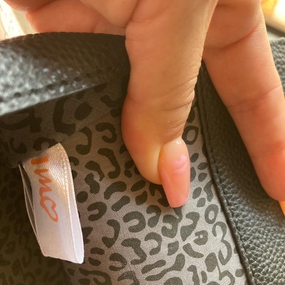 BEADED AND DIAMOND HAND PURSE🖤 - Picture 6 of 6